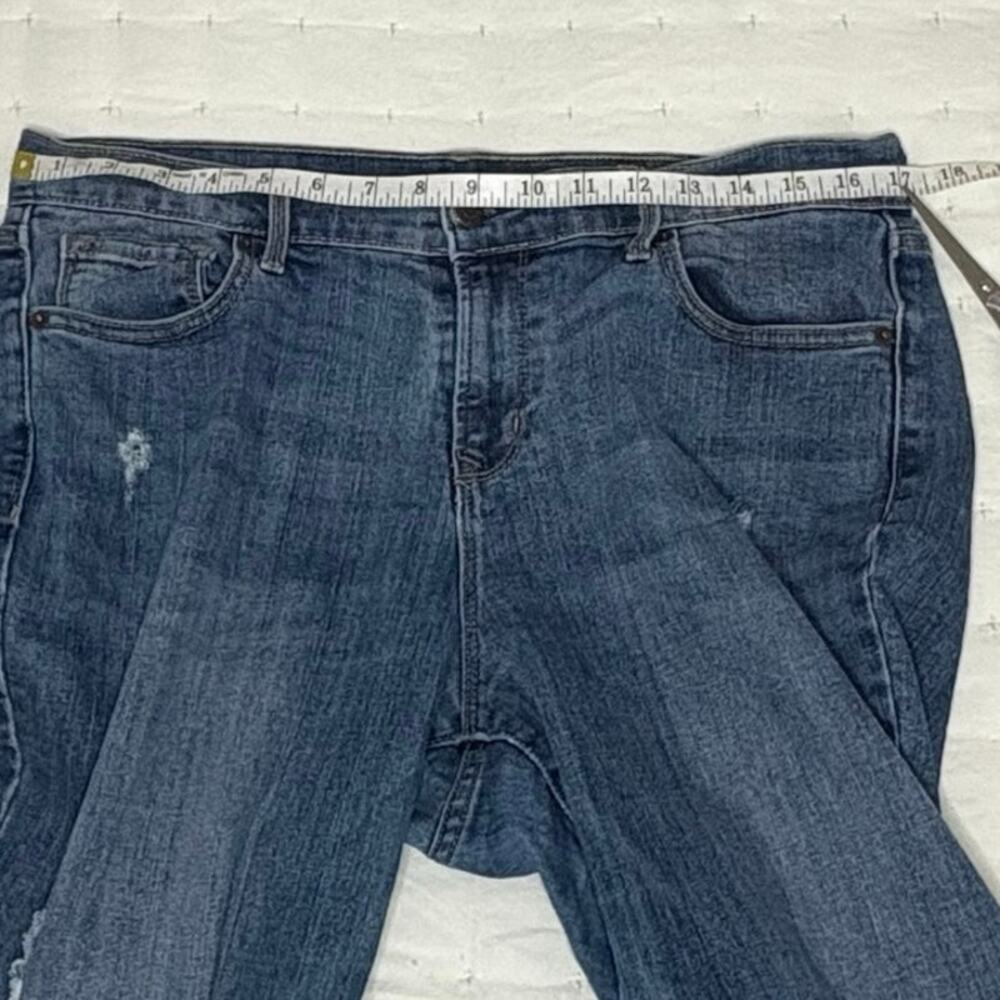 Old Navy Curvy Mid-Rise Skinny Distressed Jeans Women's 12R Blue Stretch Denim - Picture 7 of 11